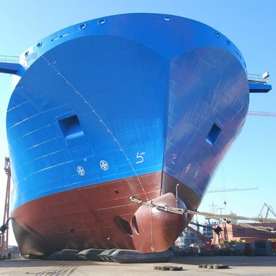 حمل و نقل کیسه های غلتکی لاستیکی طبیعی کیسه هوا بادی 1.2 متر * 15 متر با گواهینامه CCS