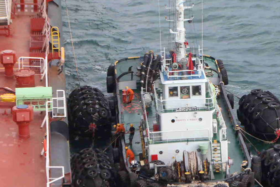 لاستیکی یوکوهاما نوع پنوماتیک قایق گلگیر قایق